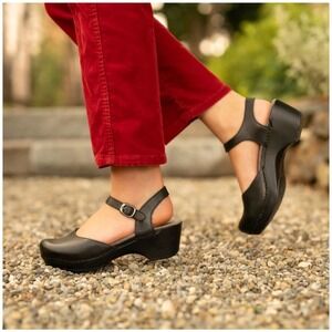 Dansko Sam Black Mary Jane Strap Clogs Womens Size 9.5-10 Excellent Leather